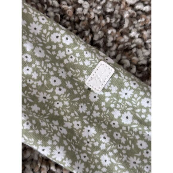 ❤️7 For All Mankind Ruffle Footie 0-3M - Picture 2 of 4